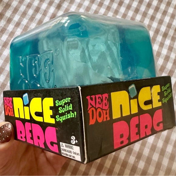 NeeDoh NICE Berg Squeeze - NEW - Picture 4 of 5